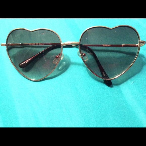 Cute trendy heart sunglasses - Picture 5 of 5